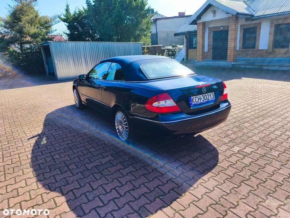 Mercedes-Benz CLK Coupe 320 CDI 7G-TRONIC Avantgarde - 4