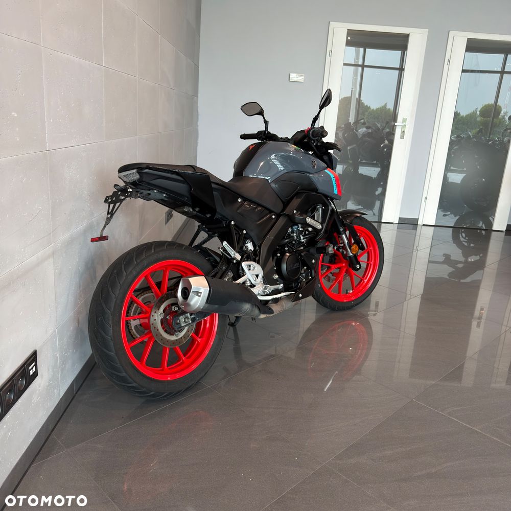 Yamaha MT - 3