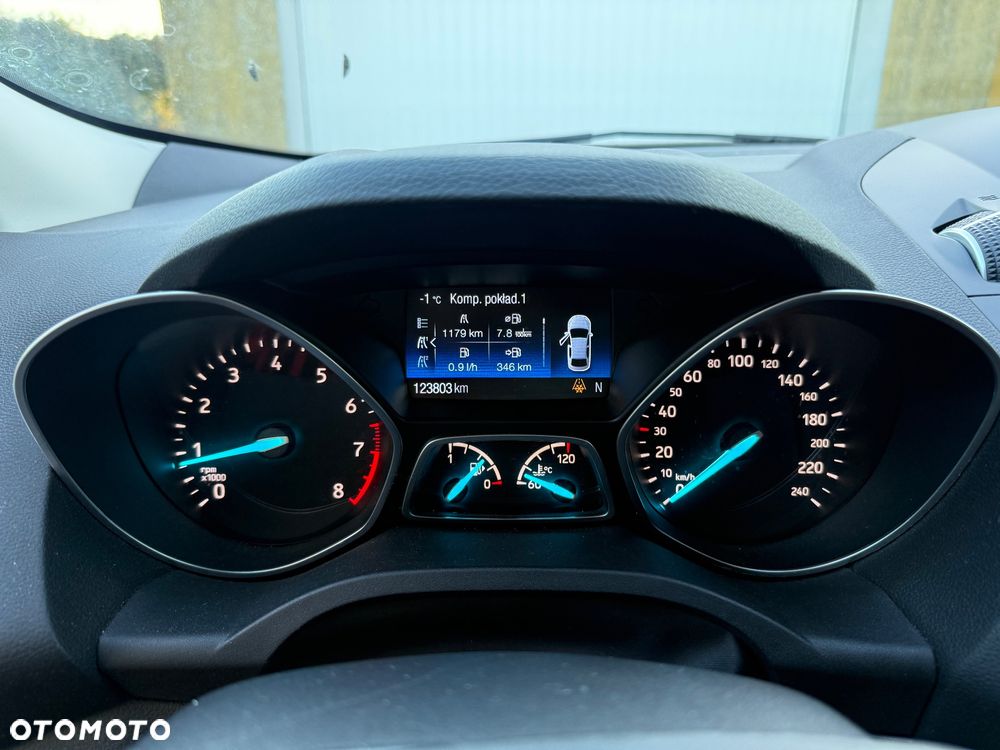 Ford Kuga 1.5 EcoBoost 2x4 Titanium - 29