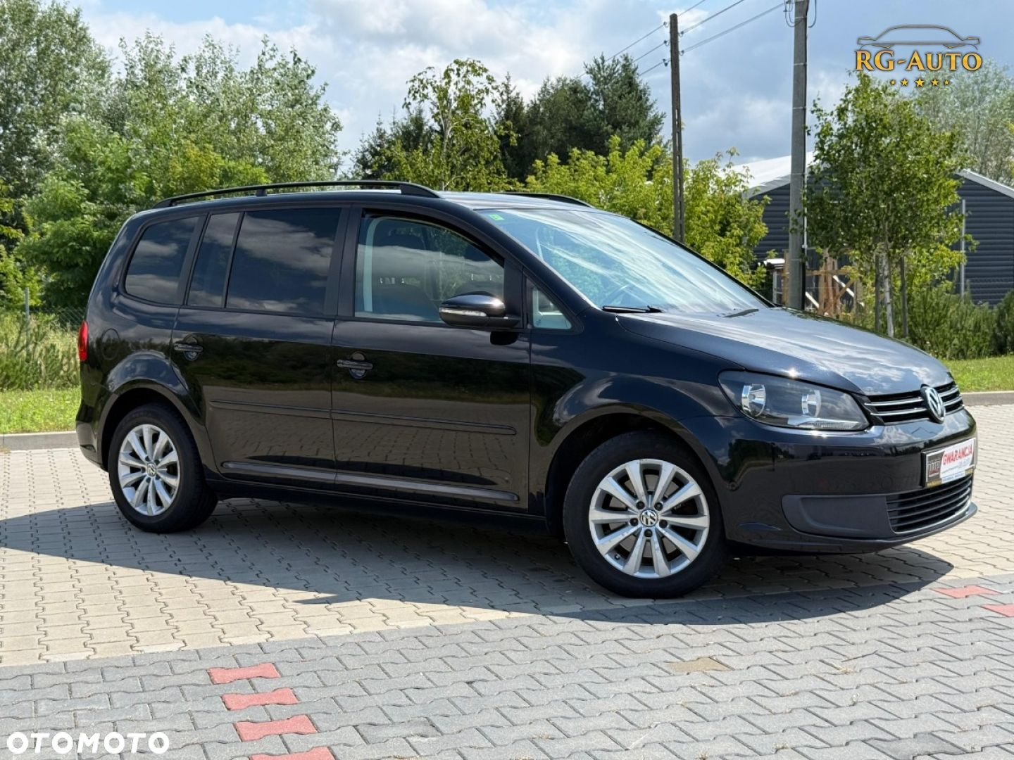 Volkswagen Touran - 4