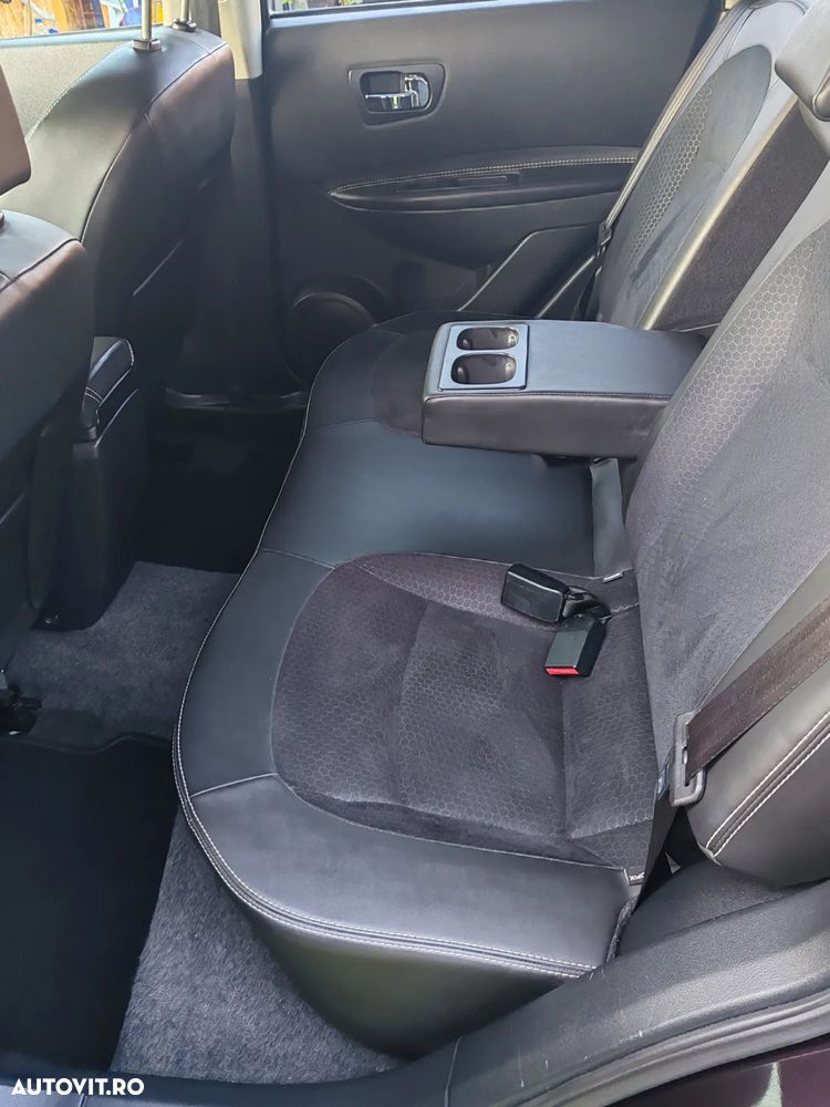 Nissan Qashqai 1.6 dCi DPF tekna - 13