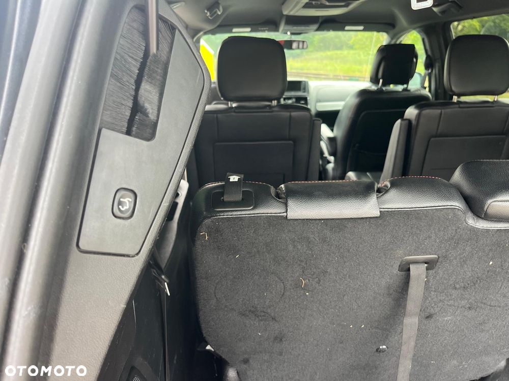 Dodge Grand Caravan 3.6 R/T - 16