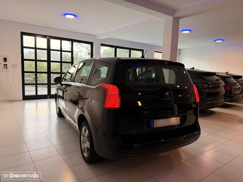Peugeot 5008 1.6 BlueHDi Active - 5