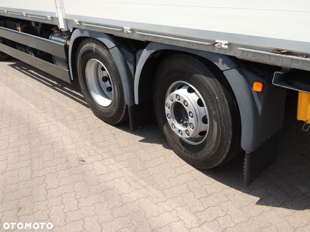 MAN TGX 26.470 6x2*4+ żuraw Atlas 170.2 | 2022 | 16 400 km | Retarder | Lift + skrętna oś - 12