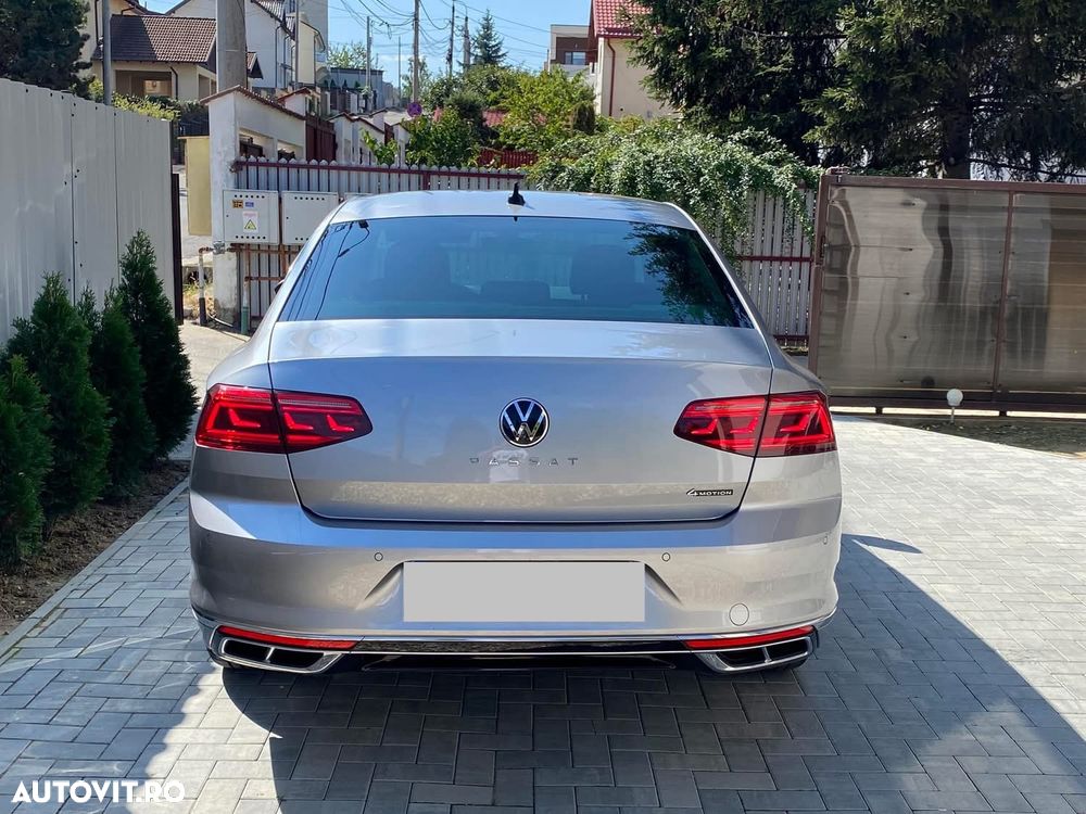 Volkswagen Passat 2.0 TDI DSG 4Mot Highline - 10