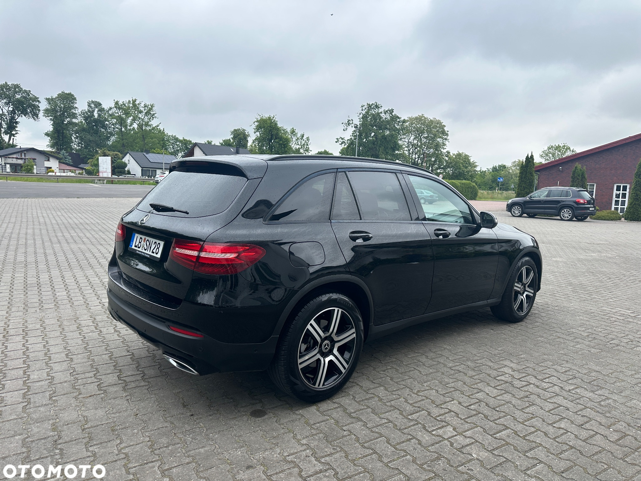 Mercedes-Benz GLC - 11