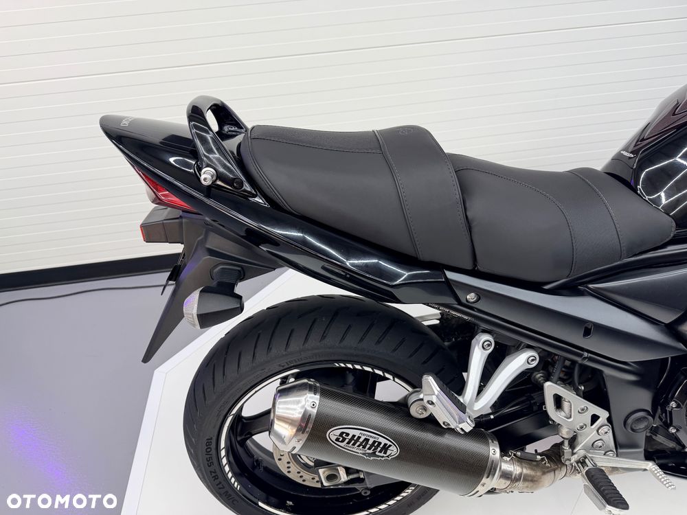 Suzuki Bandit - 27