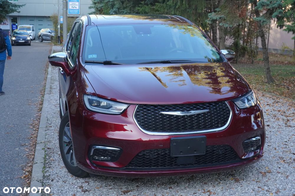 Chrysler Pacifica - 6