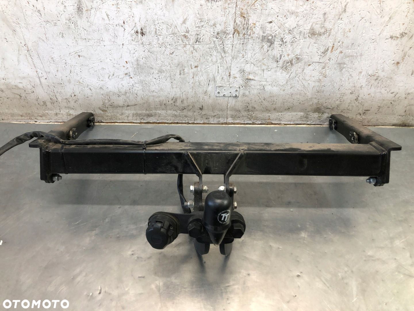 A4 B9 KOMBI/SEDAN HAK BELKA INSTALACJA TOW TRUST TOWBARS A50-X - 2