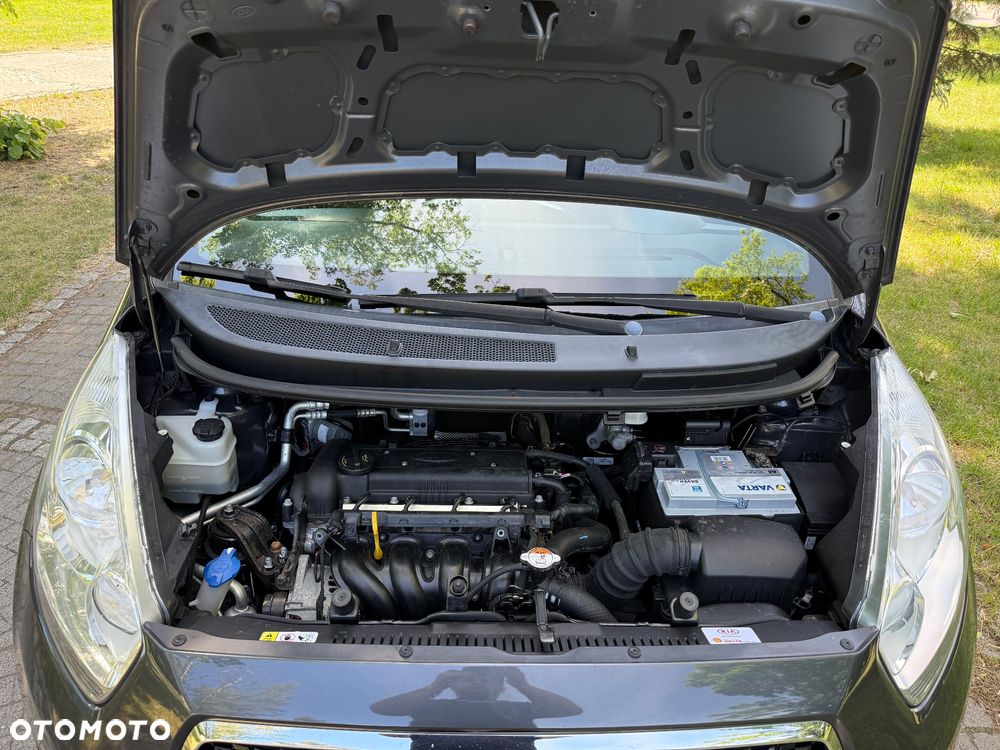 Kia Venga - 12