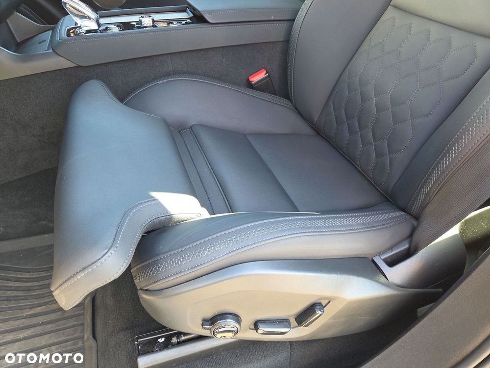 Volvo XC 90 B5 B AWD Plus Dark 7os - 25