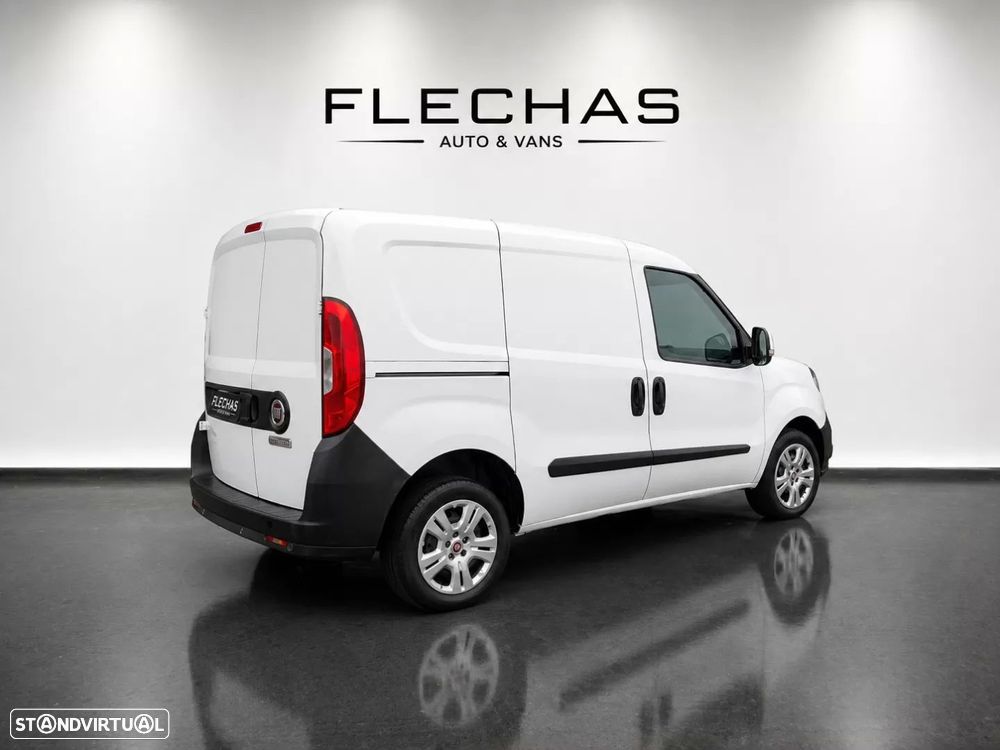 Fiat doblo 3 lugares - 2