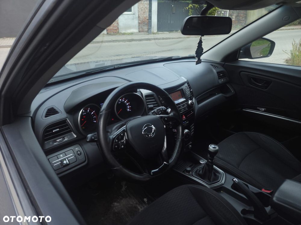 SsangYong/KGM XLV 1.6 City+ - 3
