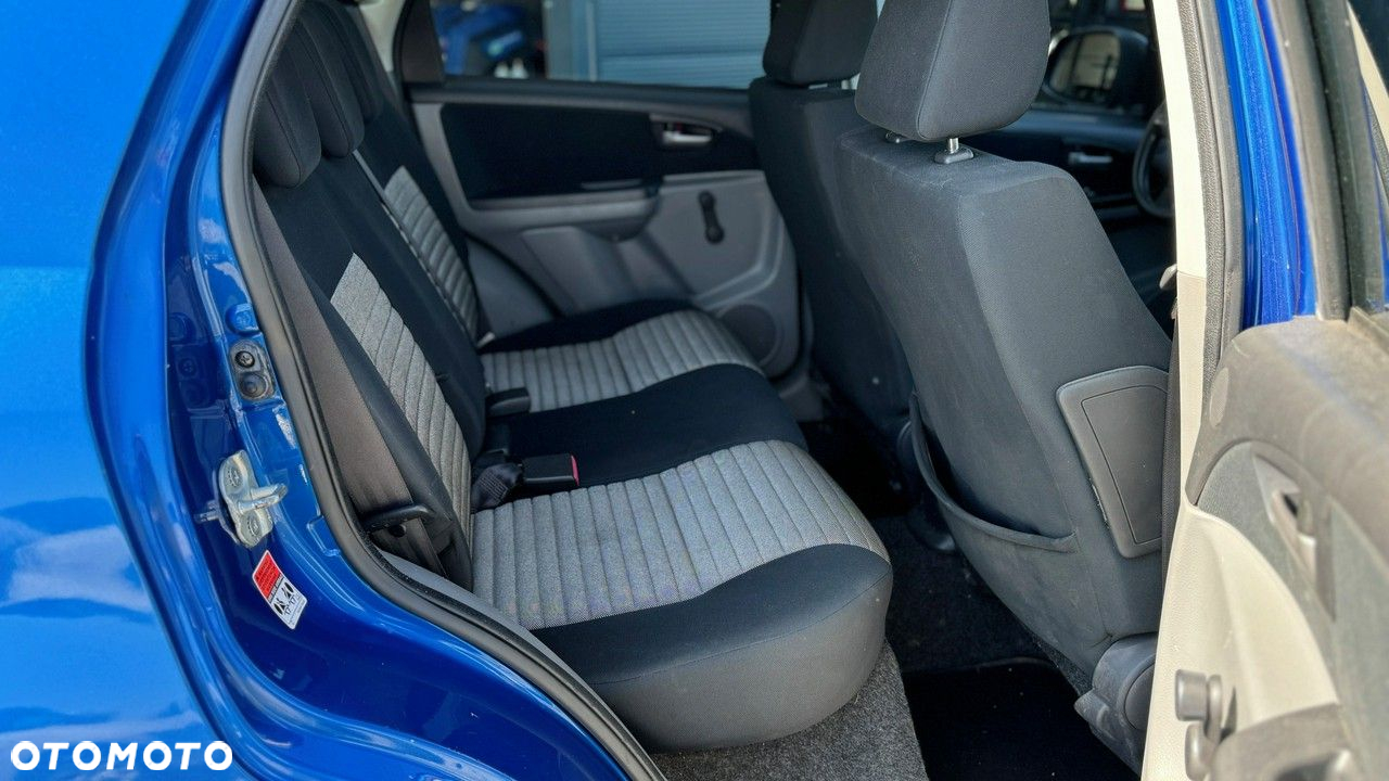 Suzuki SX4 1.6 Premium Outdoor - 19