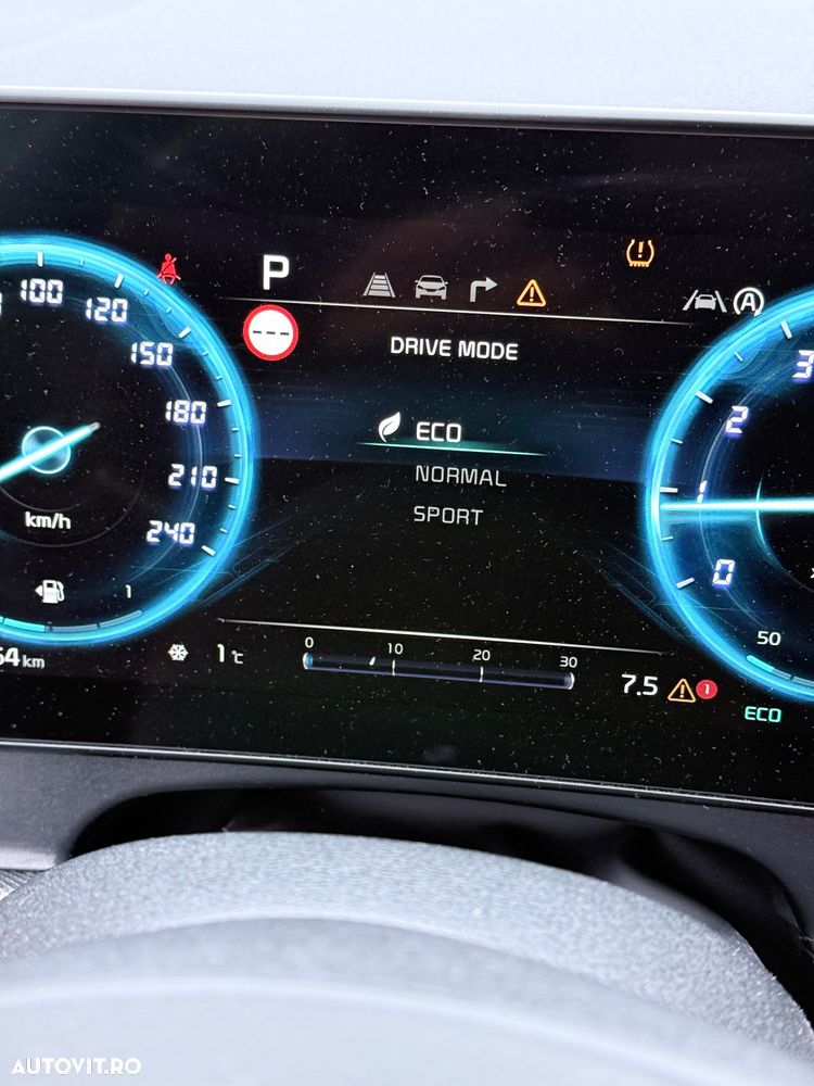 Kia Sportage 1.6 T-GDI HEV 6AT 4x2 Style - 13