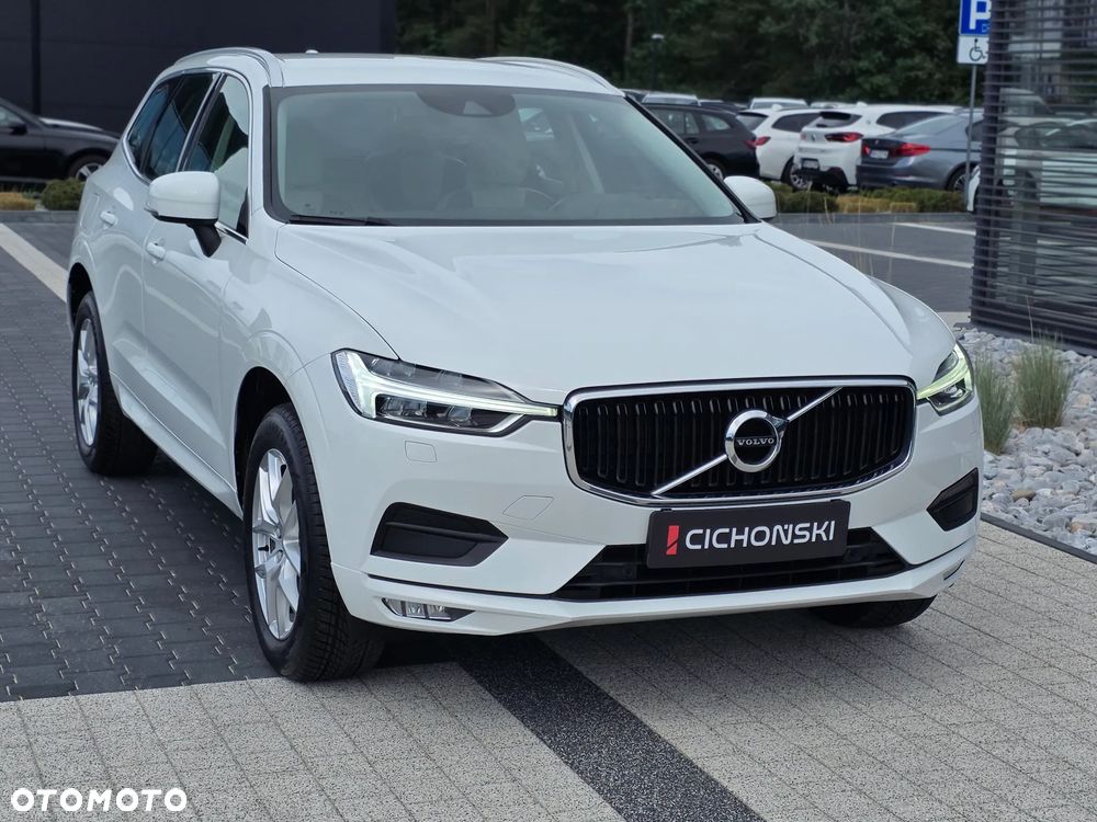 Volvo XC 60 T4 Momentum Pro - 35