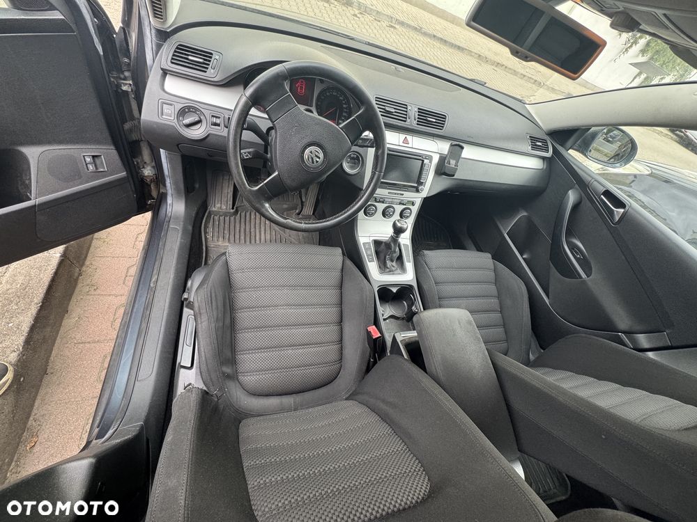 Volkswagen Passat Variant - 5