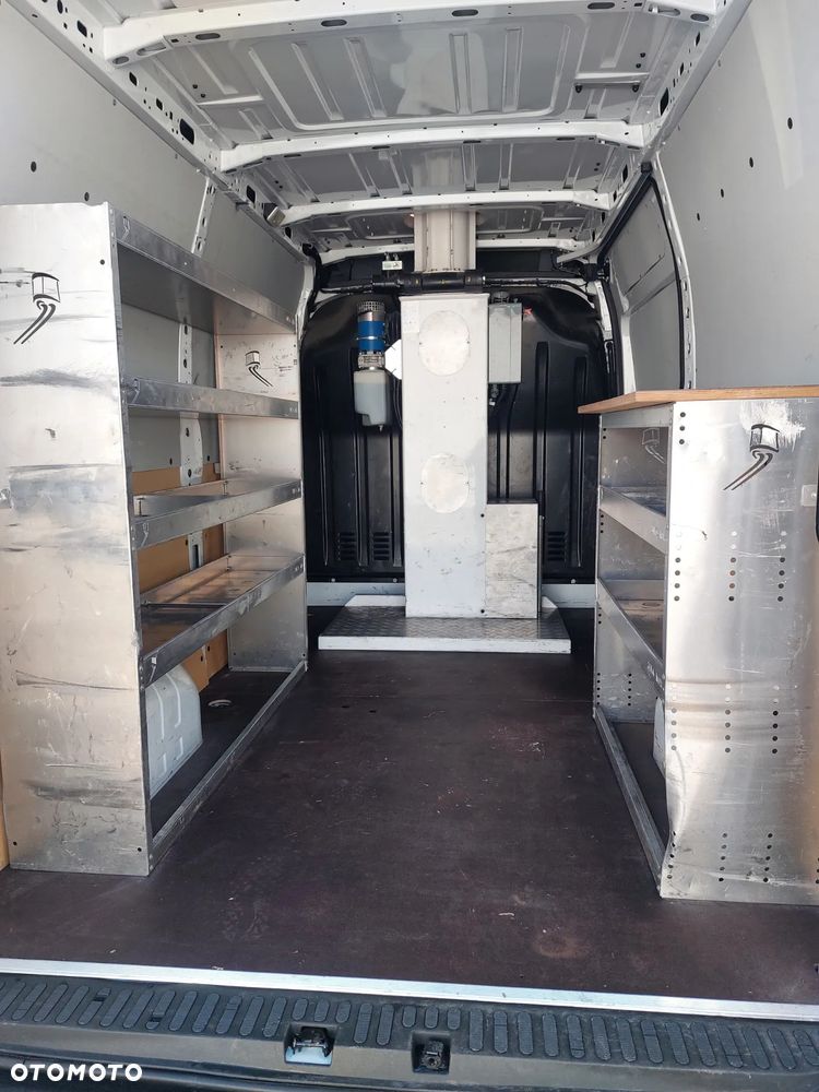 Renault Master / podnośnik koszowy 12.5 m/ zwyżka/ tylko 340 h  pracy/ super stan / Francja - 17