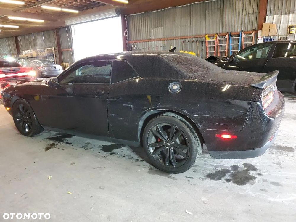 Dodge Challenger - 3