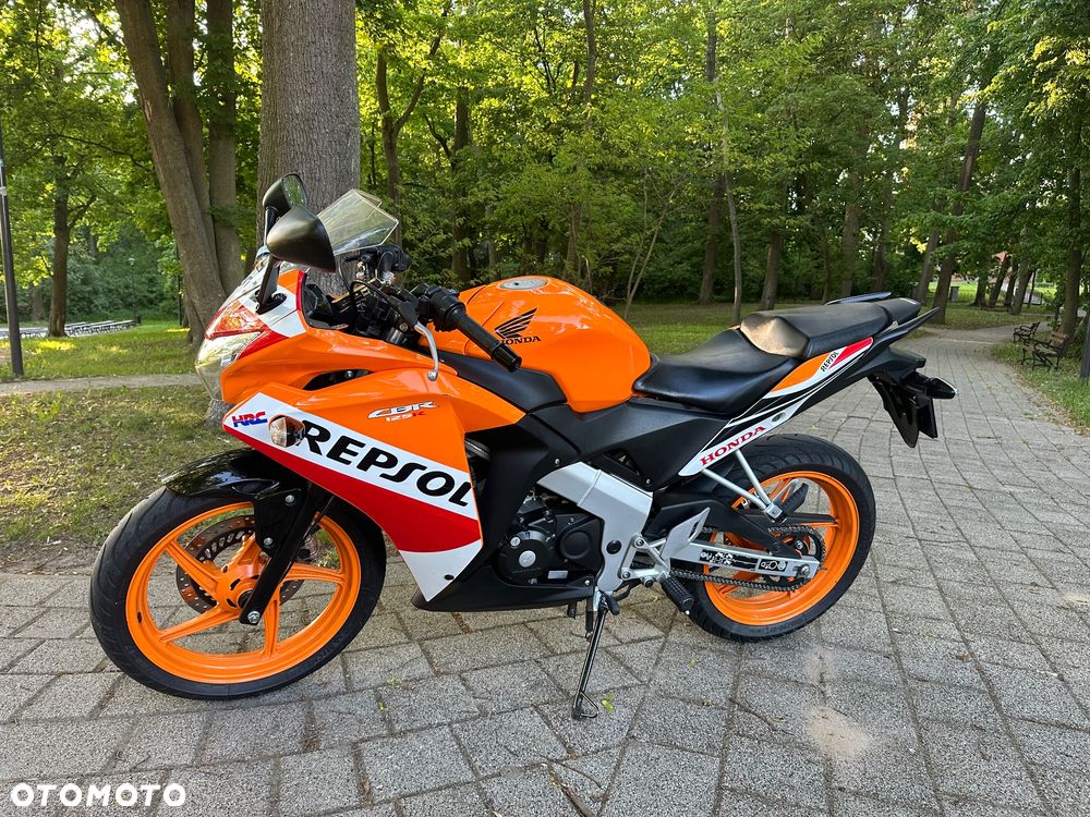 Honda CBR - 3