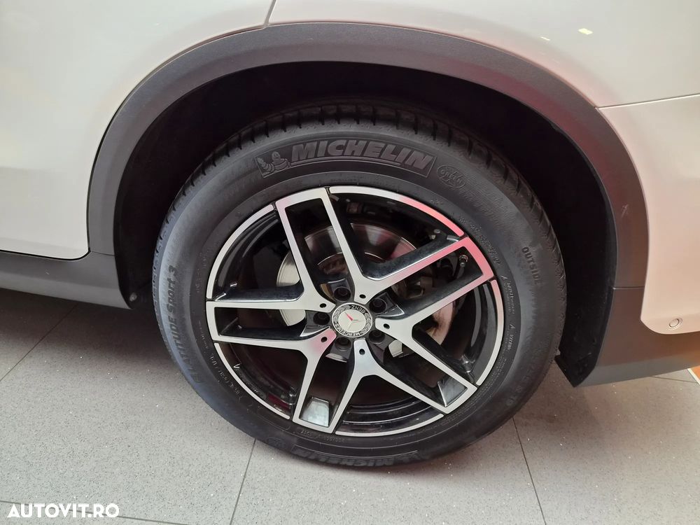 Mercedes-Benz GLC 220 d 4MATIC - 10