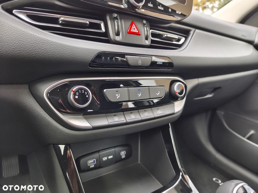 Hyundai i30 1.0 T-GDI Pure - 14