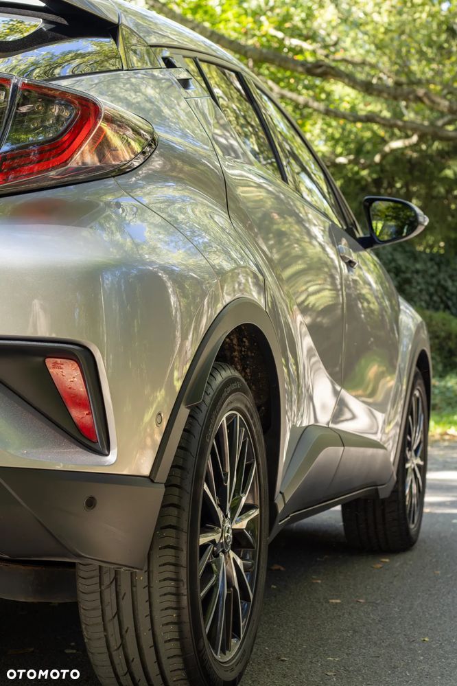 Toyota C-HR - 6