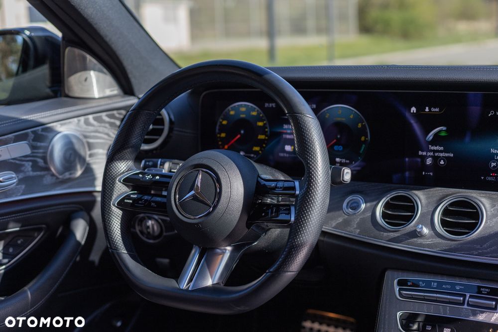 Mercedes-Benz Klasa E 300 de 4Matic 9G-TRONIC Night Edition - 16