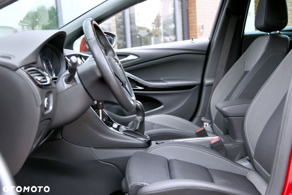Opel Astra 1.2 T Ultimate S&S - 21