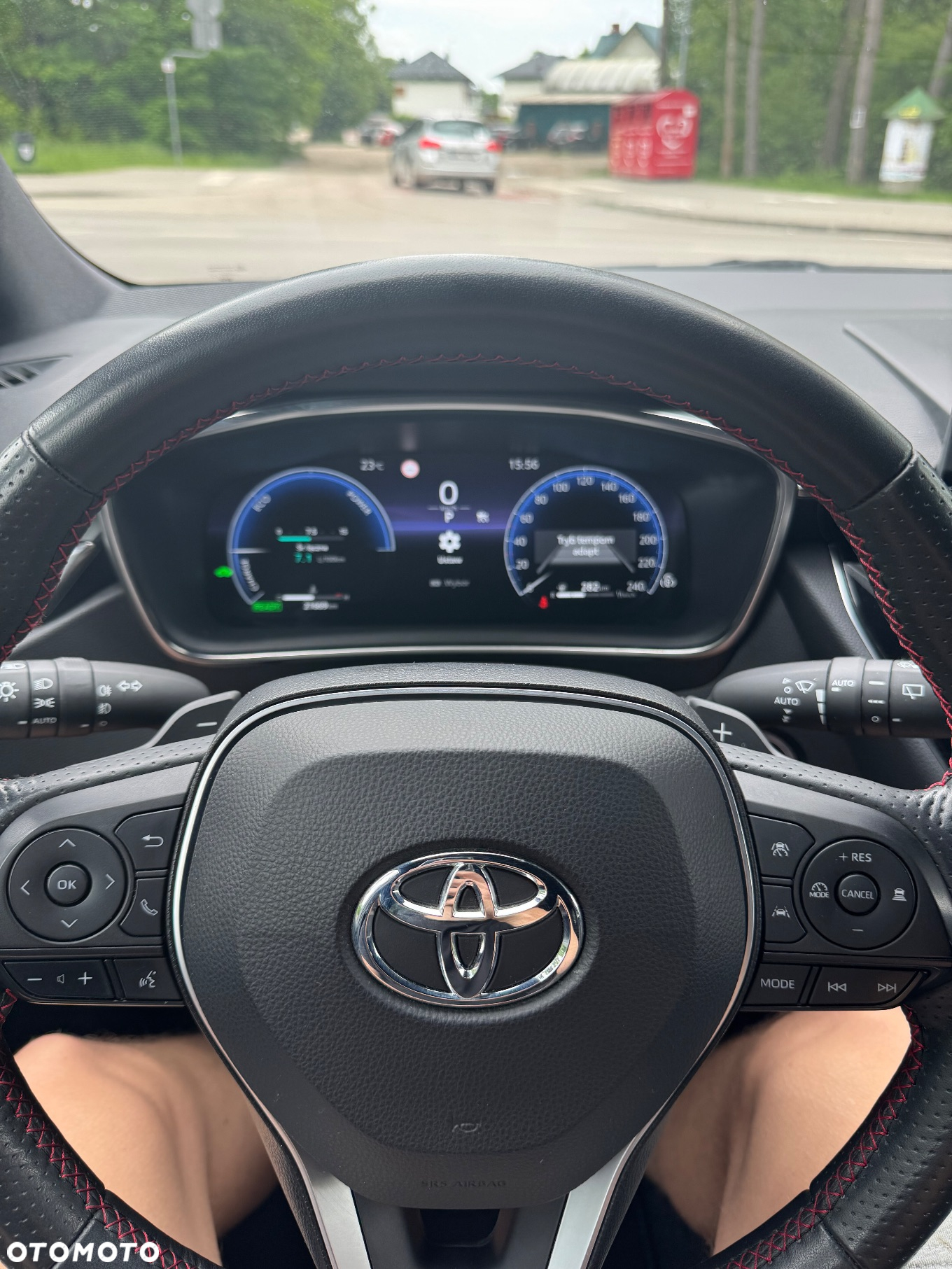 Toyota Corolla 2.0 Hybrid GR Sport - 10