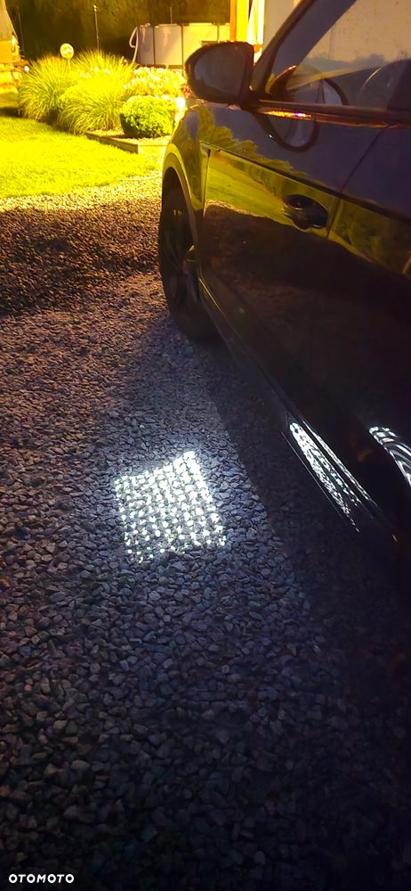 Volkswagen T-Roc 1.5 TSI R-Line Plus - 29