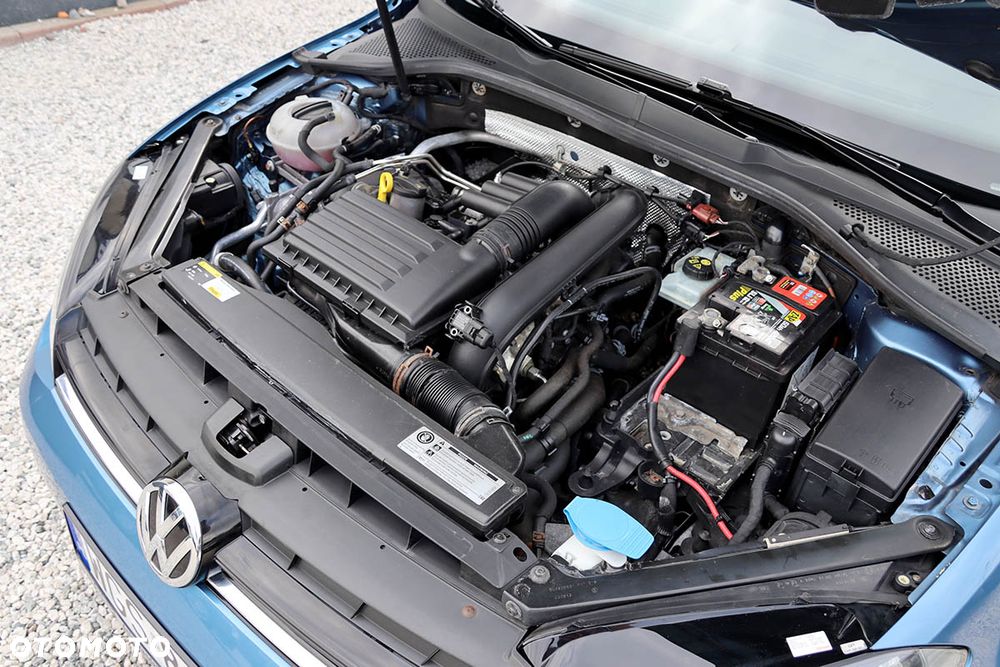 Volkswagen Golf 1.2 TSI BlueMotion Technology Cup - 38