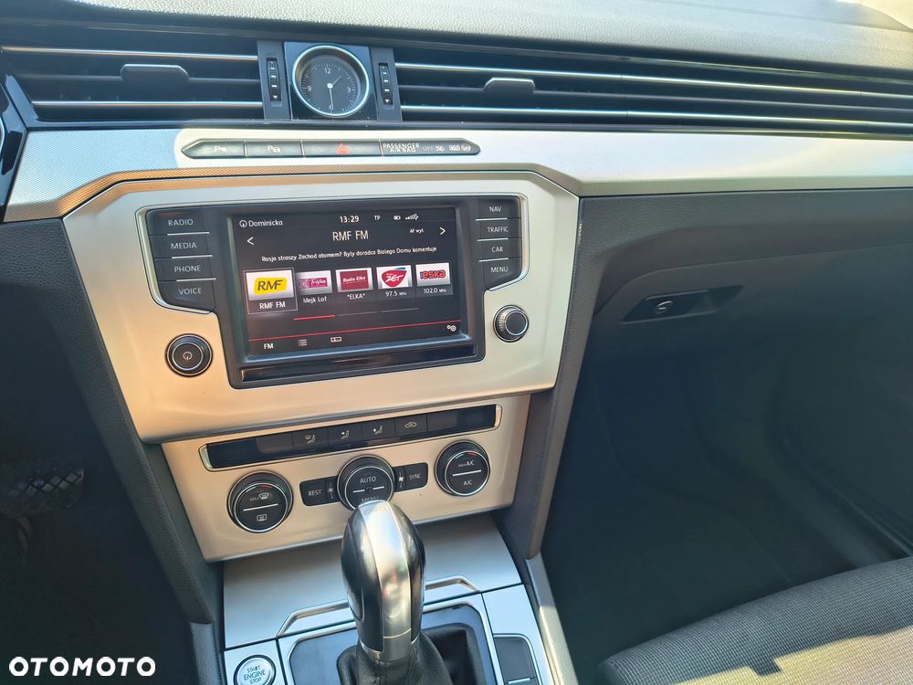 Volkswagen Passat 1.6 TDI (BlueMotion Technology) DSG Comfortline - 17