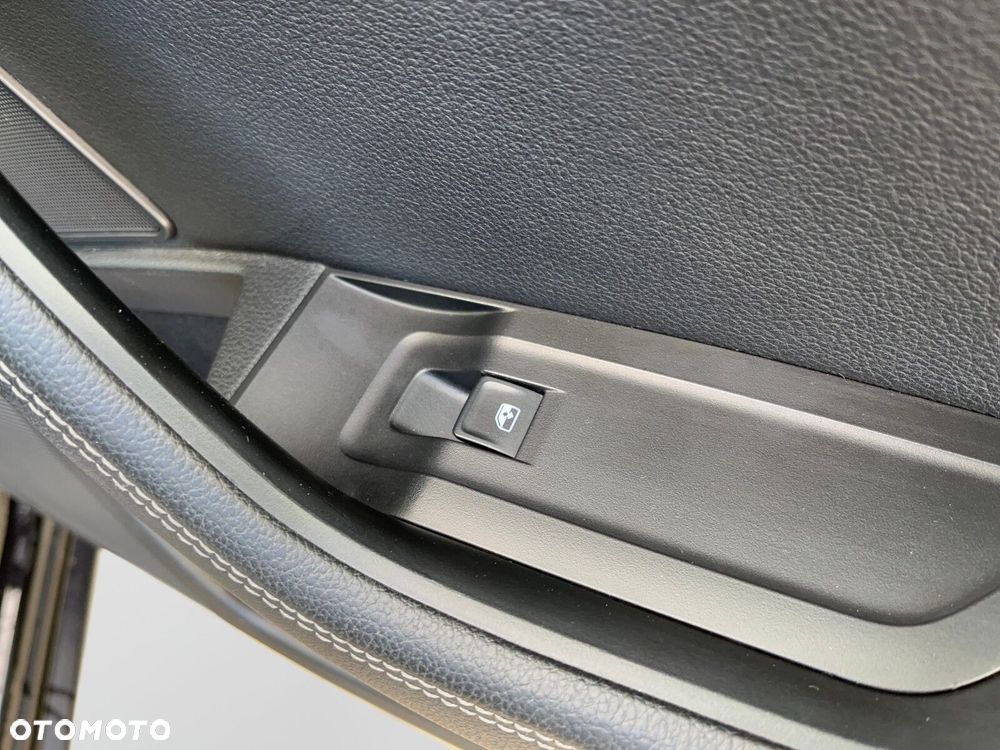 Skoda Superb 2.0 TDI SCR Style DSG - 20