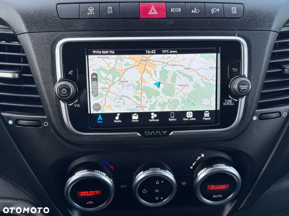 Iveco Daily 2022r‼️35S18‼️ 3.0 HI-MATIC Kontener 9 Palet Niski przebieg ‼️TEMPOMAT Aktywny Full LED Salon Polska Poduszki Pneumatyczne 4.50x2.20x2.20 z tyłu drzwi NAVI 3.5T Bogata Wersja Lekka zabudowa - 32