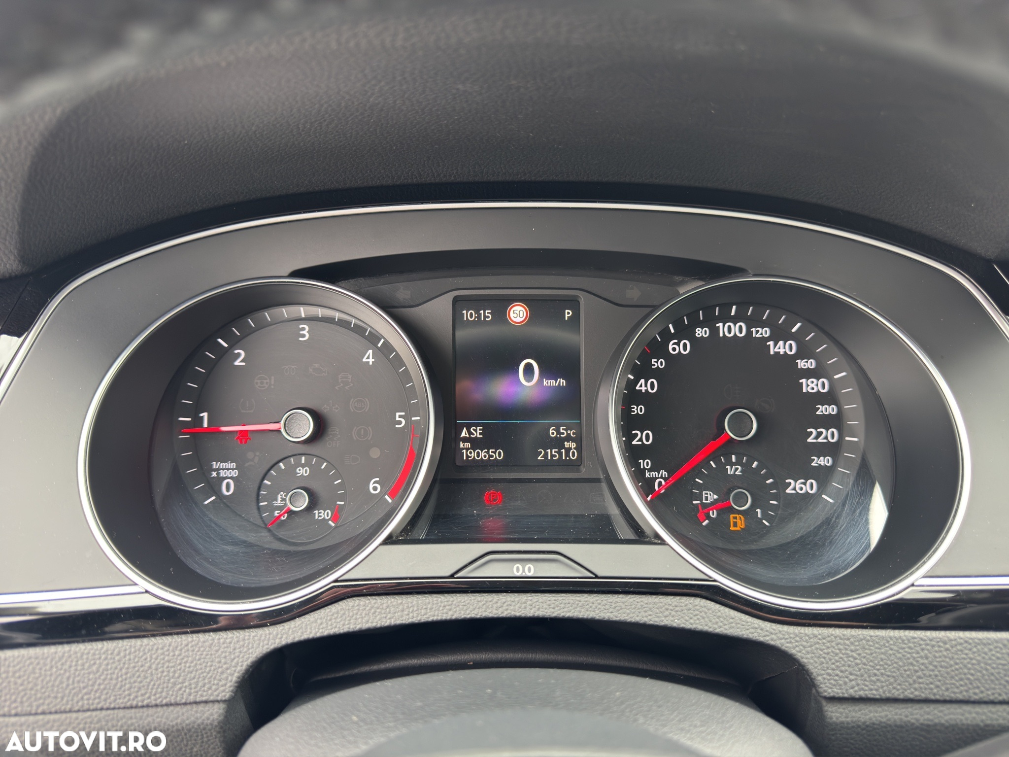 Volkswagen Passat 2.0 TDI SCR DSG Business - 9