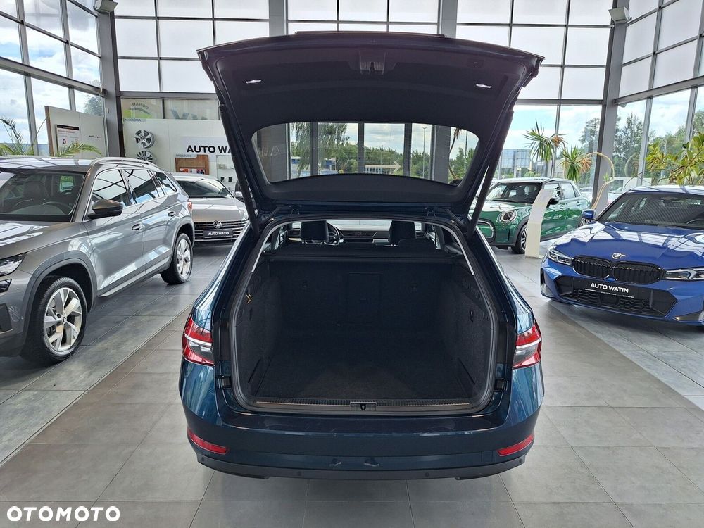 Skoda Superb 2.0 TDI Style DSG - 17