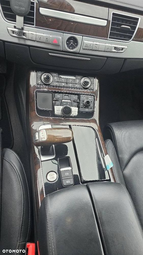Audi A8 4.2 TDI DPF (clean diesel) quattro tiptronic Lang - 10