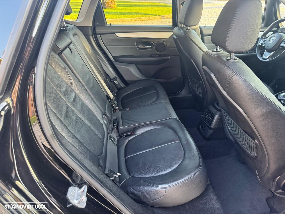 BMW 216 Active Tourer d Line Luxury Auto - 14
