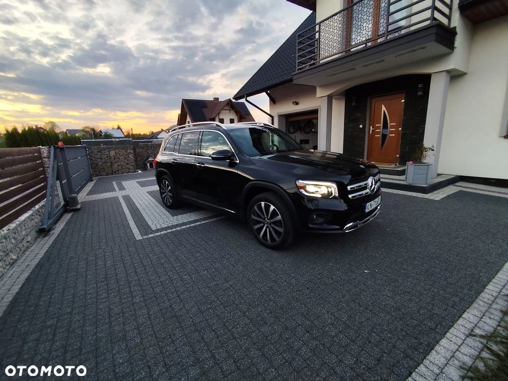 Mercedes-Benz GLB 250 4Matic 8G-DCT Progressive - 12