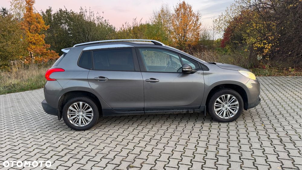 Peugeot 2008 - 5