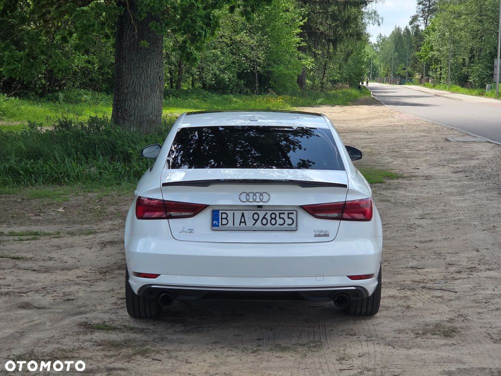 Audi A3 Limousine 2.0 TFSI quattro S tronic design - 4