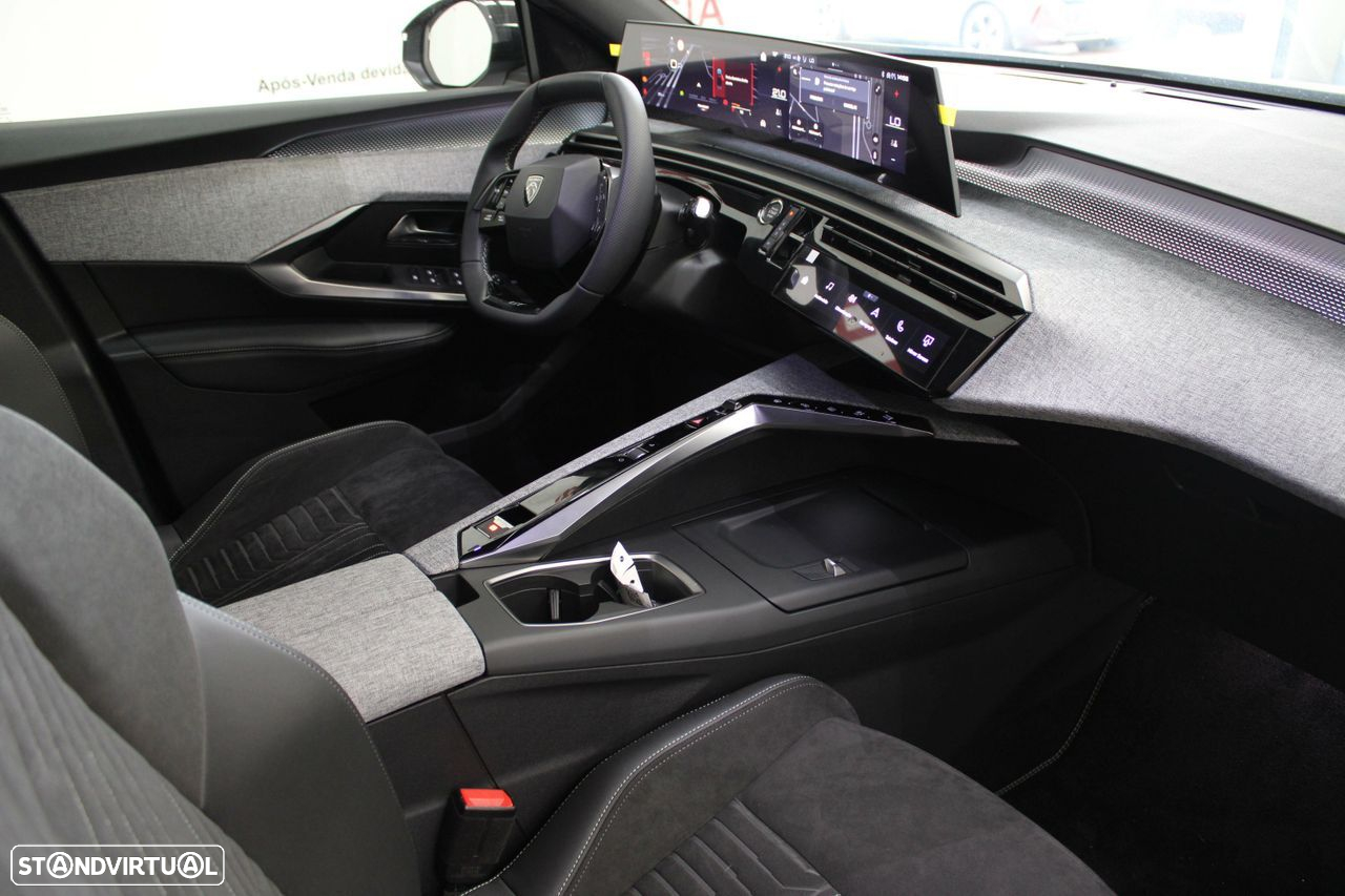 Peugeot 3008 1.2 Hybrid GT e-DCS6 - 18