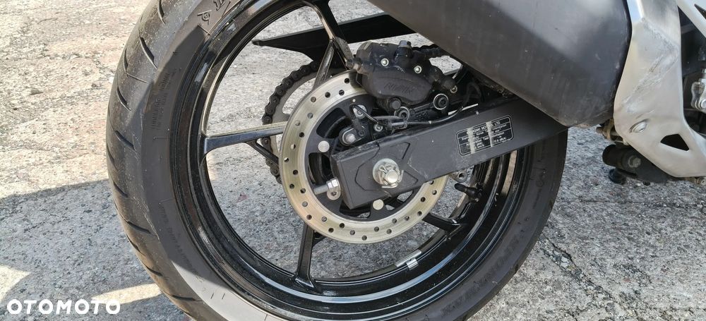 Kawasaki Ninja 500 - 10