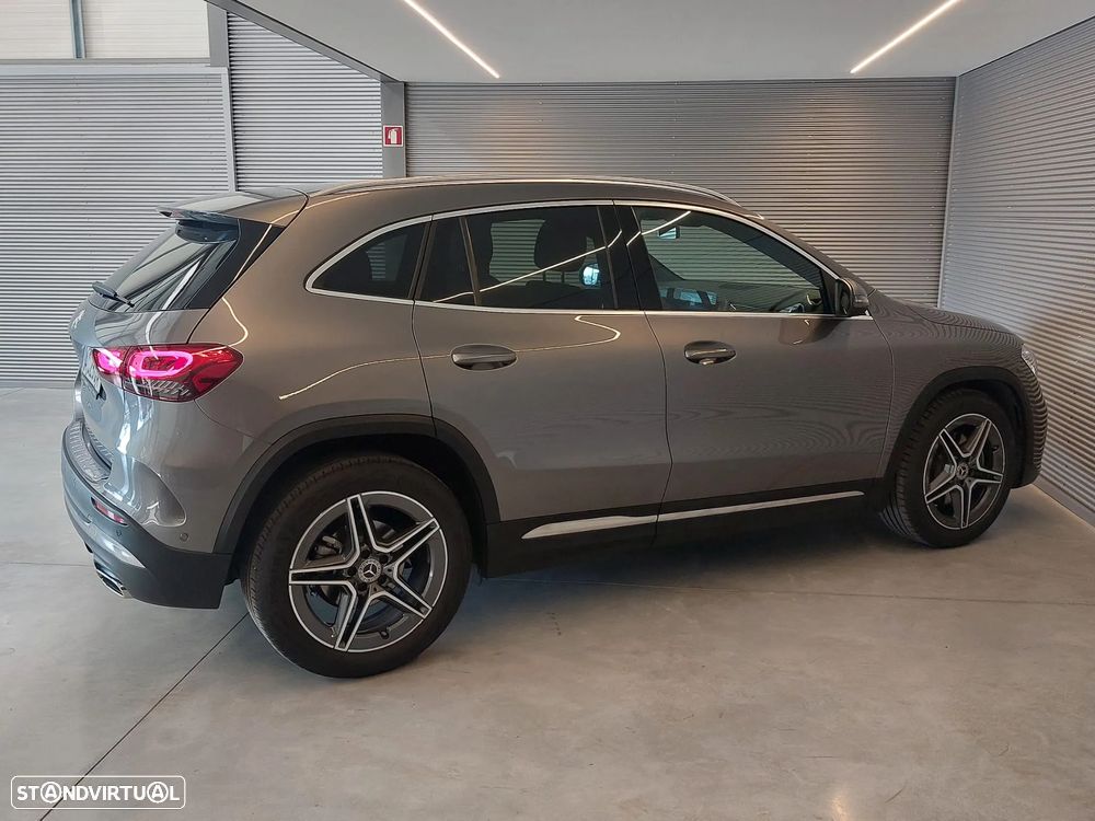 Mercedes-Benz GLA 180 d AMG Line - 3