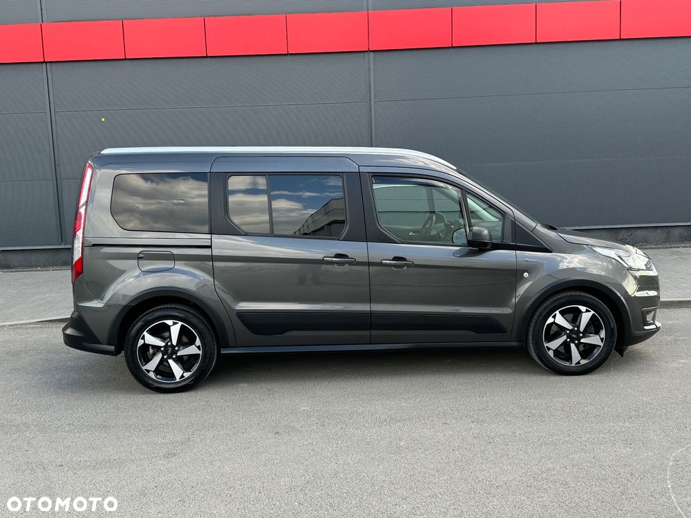 Ford Tourneo Connect Grand - 16
