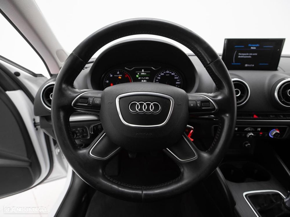 Audi A3 Sportback - 16
