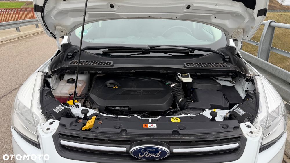 Ford Kuga 1.6 EcoBoost 2x4 Trend - 11