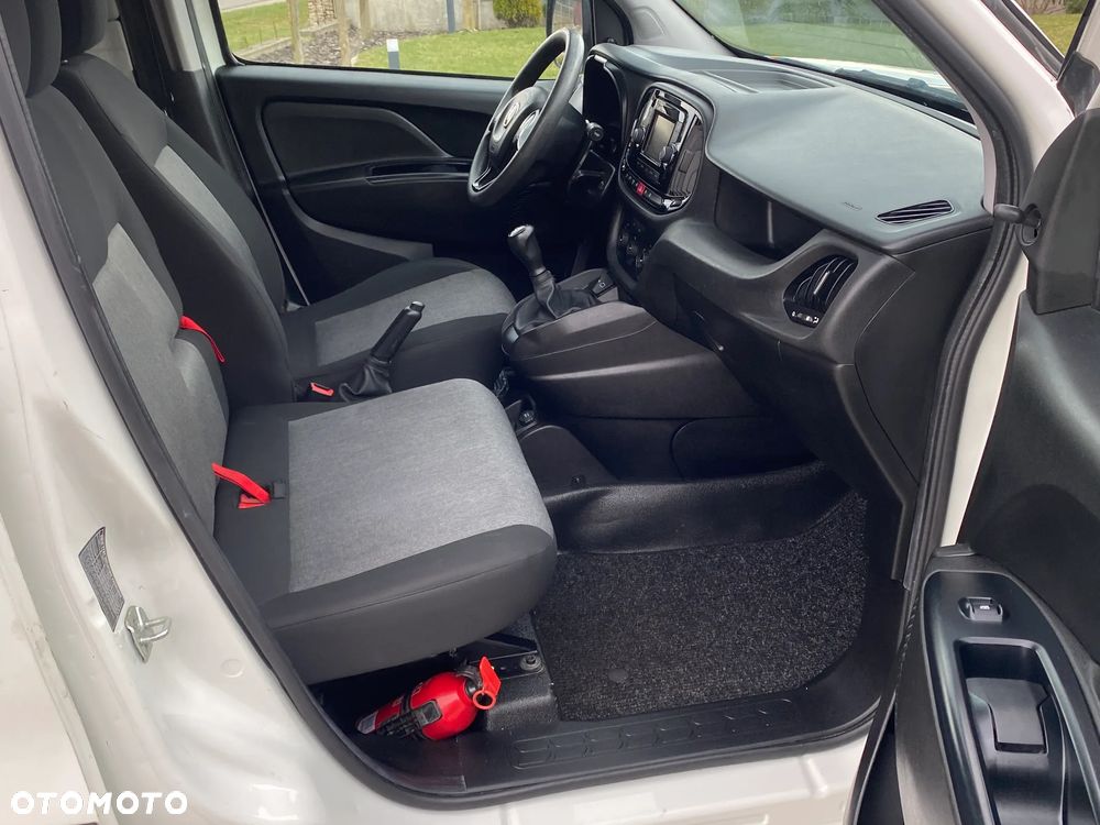 Fiat Doblo - 8
