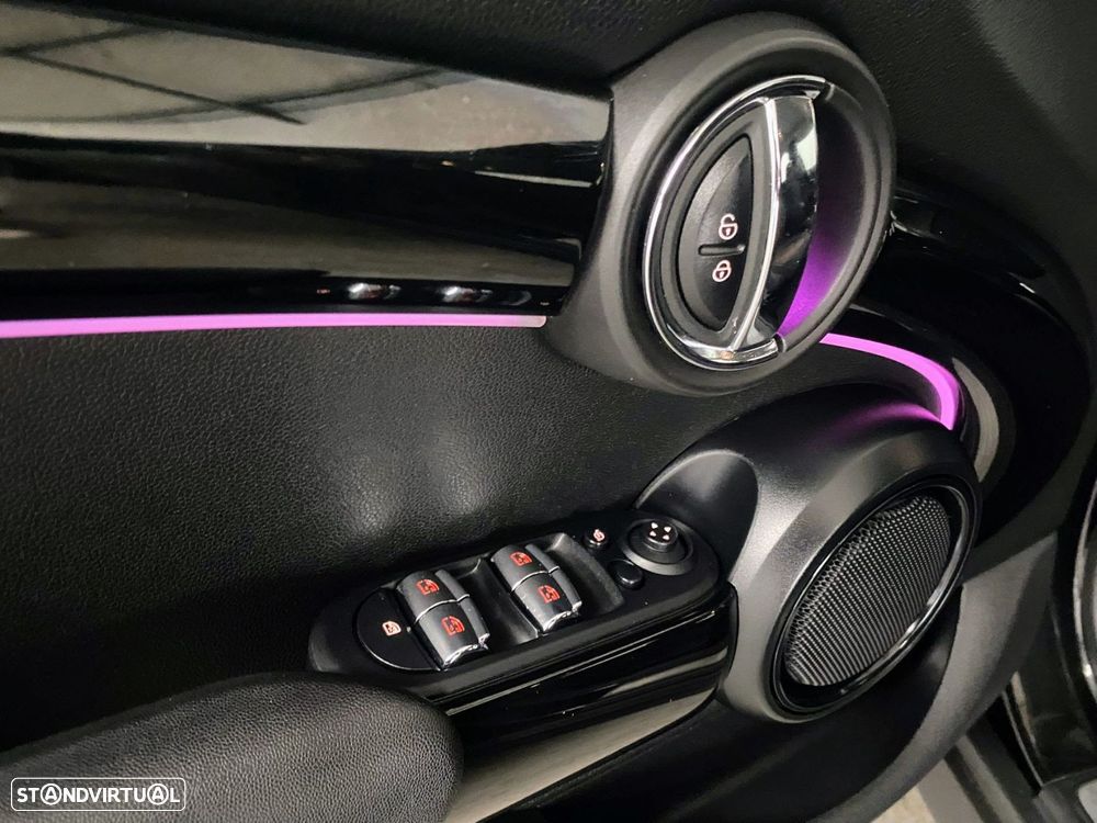 MINI 5 Portas Cooper Auto - 14